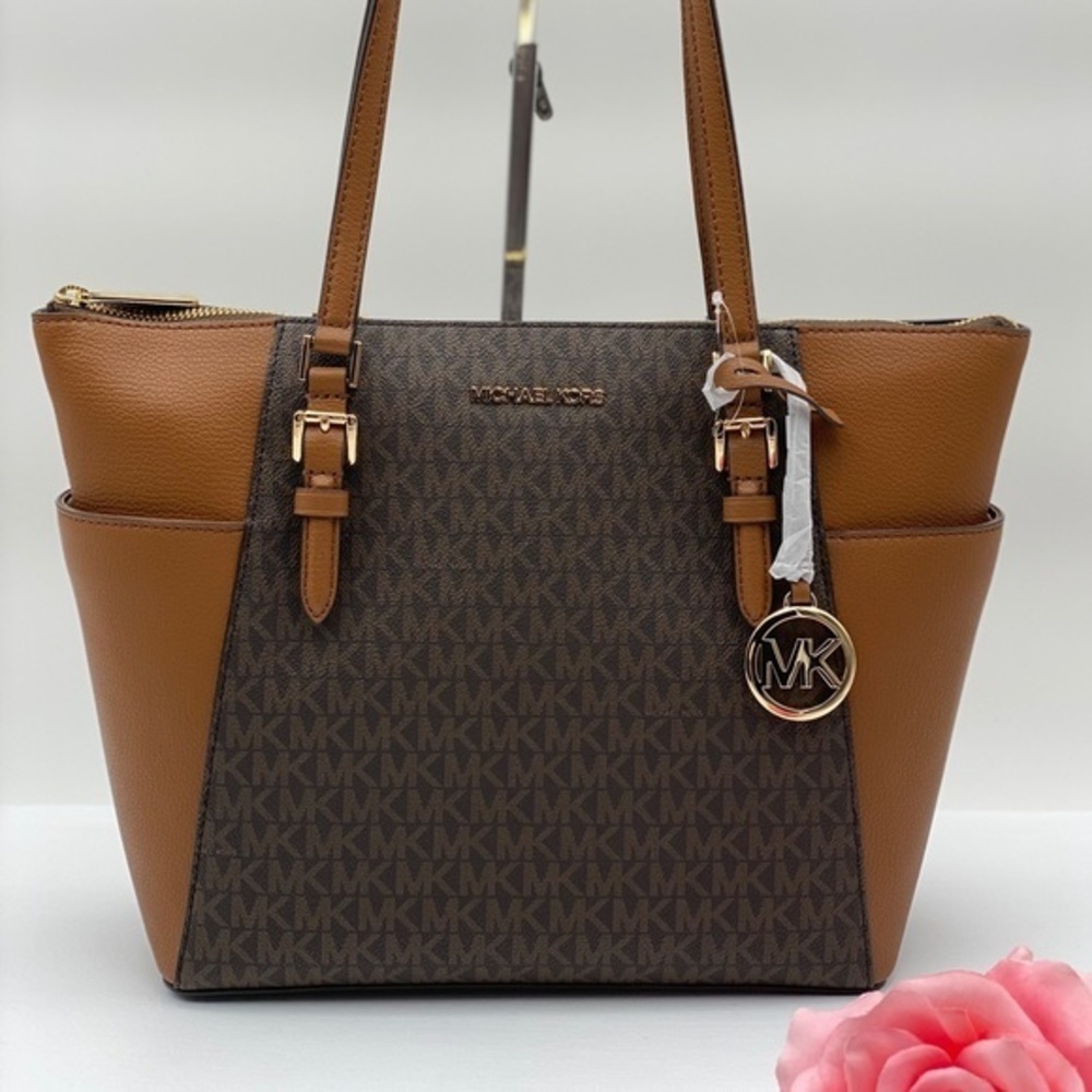 Michael Kors Charlotte LG TZ Tote Sig Brown - Picture 2 of 8